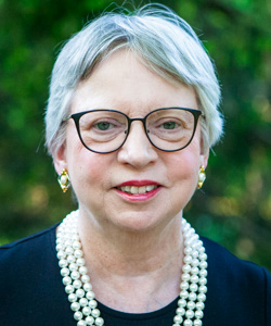 Del. Anne Healey headshot