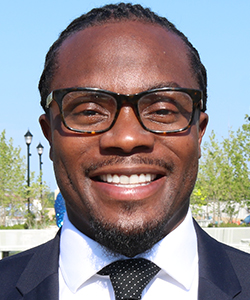 Sen. Alonzo T. Washington headshot