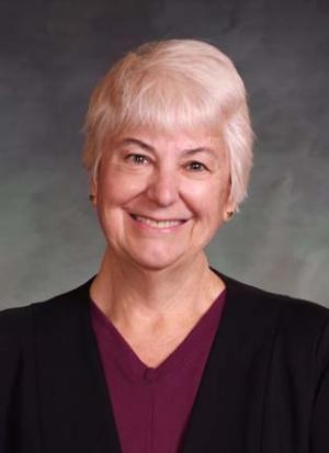 Rep. Cathy Kipp headshot