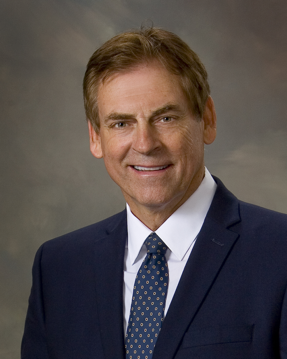 Sen. Carden Summers headshot