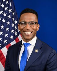 Christian D. Menefee — Democratic U.S. Representative for Texas's 18th Congressional District (official headshot) Christian D. Menefee — Democratic U.S. Representative for Texas's 18th Congressional District (official headshot)