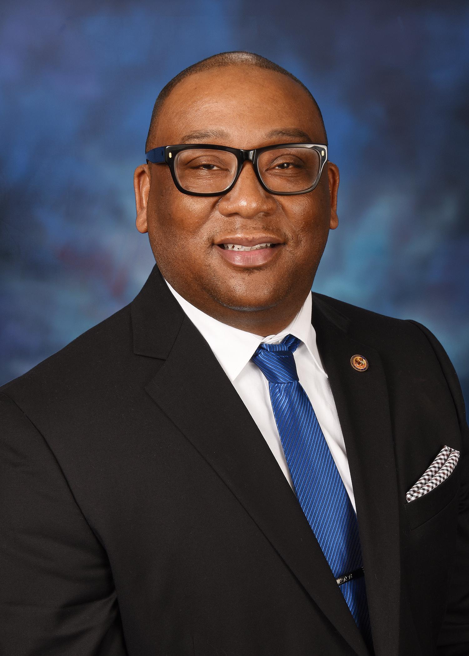 Christopher Belt — Democratic State Senator for Illinois District 57 (official headshot) Christopher Belt — Democratic State Senator for Illinois District 57 (official headshot)