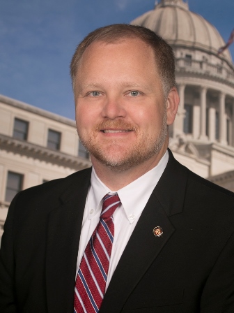 Sen. Tyler McCaughn headshot