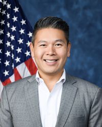 Derek Tran — Democratic U.S. Representative for California's 45th Congressional District (official headshot) Derek Tran — Democratic U.S. Representative for California's 45th Congressional District (official headshot)