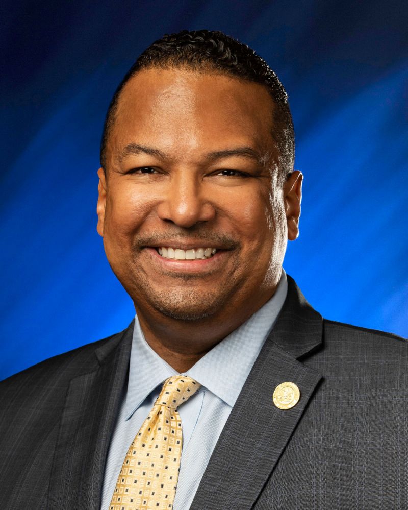 Rep. Earl L. Harris Jr. headshot