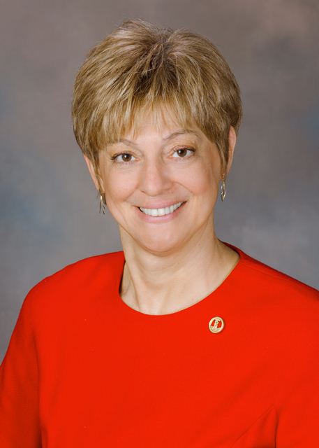 Del. Roxann L. Robinson headshot