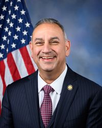 Gil Cisneros — Democratic U.S. Representative for California's 31st Congressional District (official headshot) Gil Cisneros — Democratic U.S. Representative for California's 31st Congressional District (official headshot)
