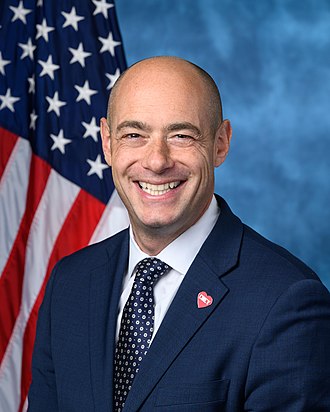 Greg Landsman — Democratic U.S. Representative for Ohio's 1st Congressional District (official headshot)