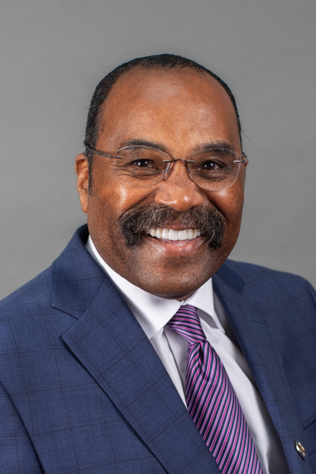 Hearcel F. Craig — Democratic State Senator for Ohio District 15 (official headshot)