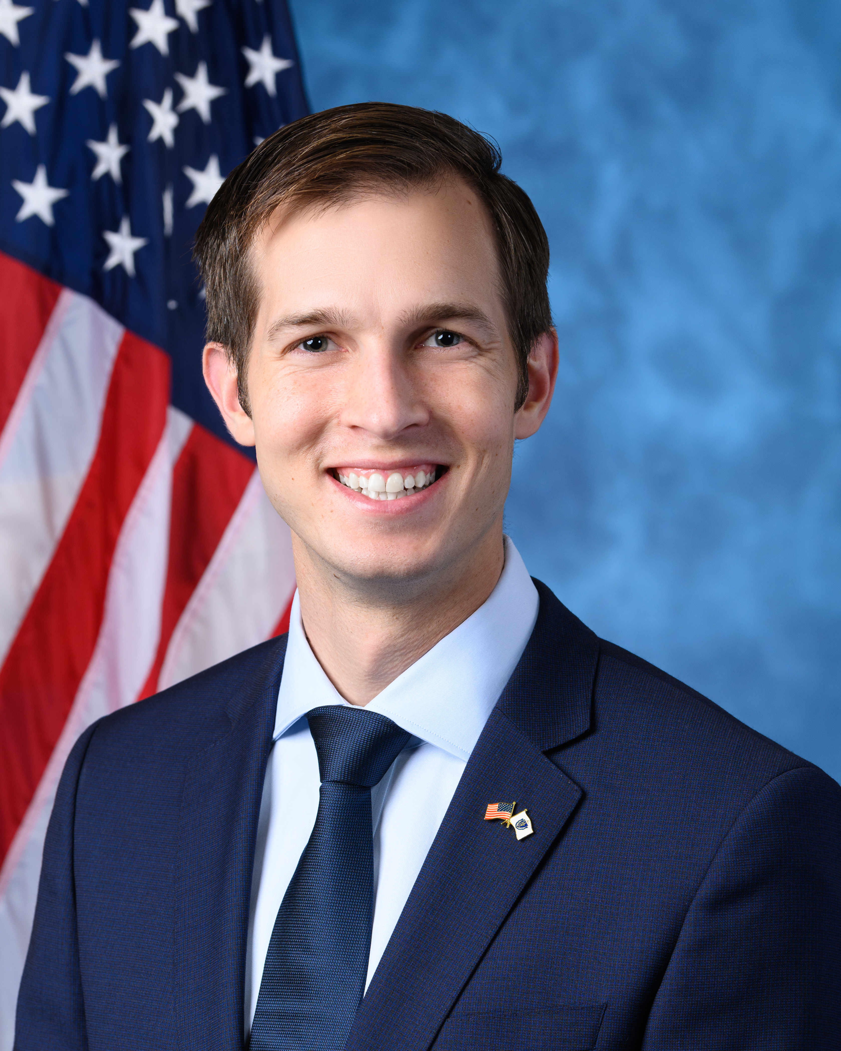 Jake Auchincloss — Democratic U.S. Representative for Massachusetts's 4th Congressional District (official headshot)