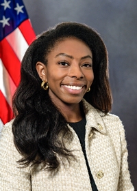 Lindsay Powell — Democratic State Representative for Pennsylvania District 21 (official headshot) Lindsay Powell — Democratic State Representative for Pennsylvania District 21 (official headshot)