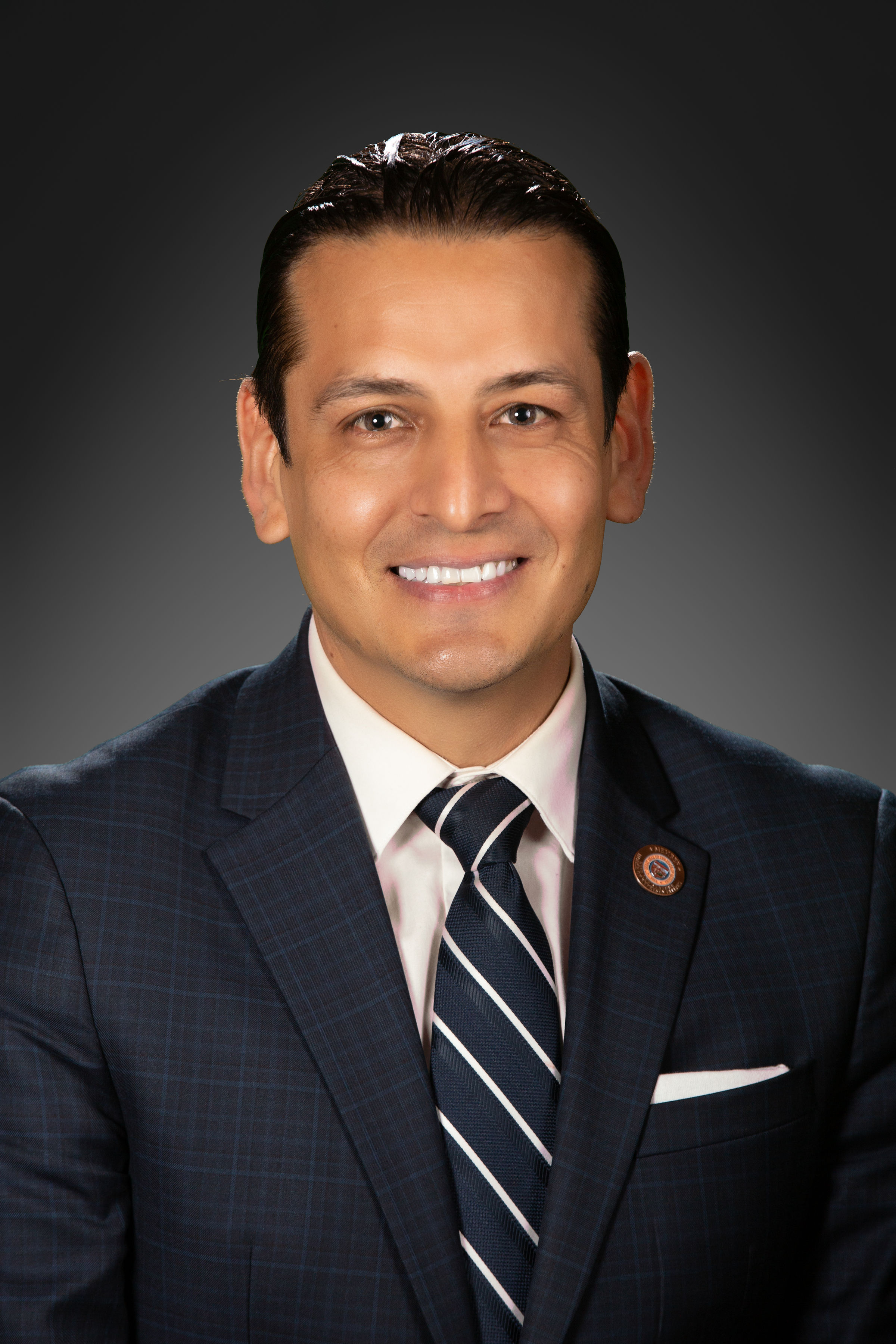 Marcelino Quiñonez — Democratic State Representative for Arizona District 11 (official headshot) Marcelino Quiñonez — Democratic State Representative for Arizona District 11 (official headshot)