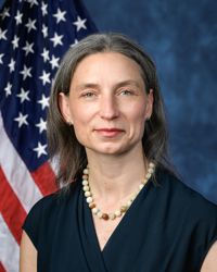 Maxine Dexter — Democratic U.S. Representative for Oregon's 3rd Congressional District (official headshot) Maxine Dexter — Democratic U.S. Representative for Oregon's 3rd Congressional District (official headshot)