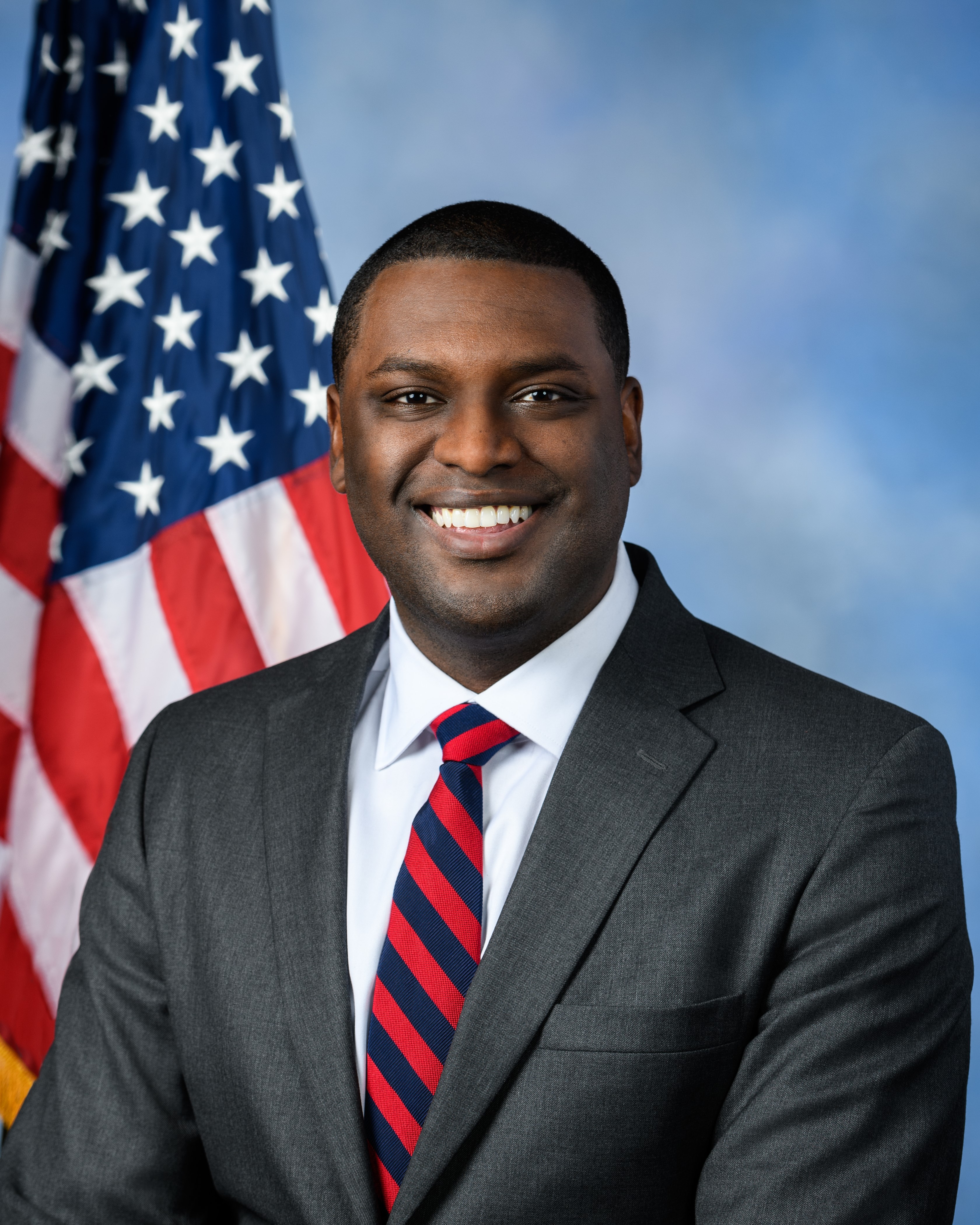 Mondaire Jones — Democratic U.S. Representative for New York's 17th Congressional District (official headshot) Mondaire Jones — Democratic U.S. Representative for New York's 17th Congressional District (official headshot)