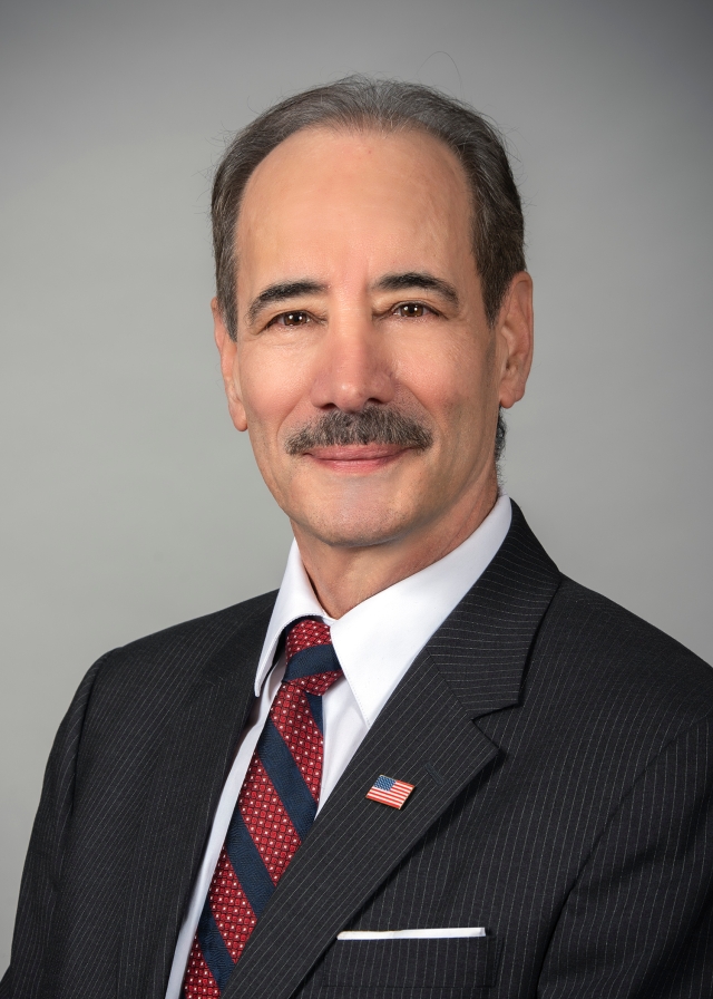 Richard Dell'Aquila — Democratic State Representative for Ohio District 15 (official headshot) Richard Dell'Aquila — Democratic State Representative for Ohio District 15 (official headshot)